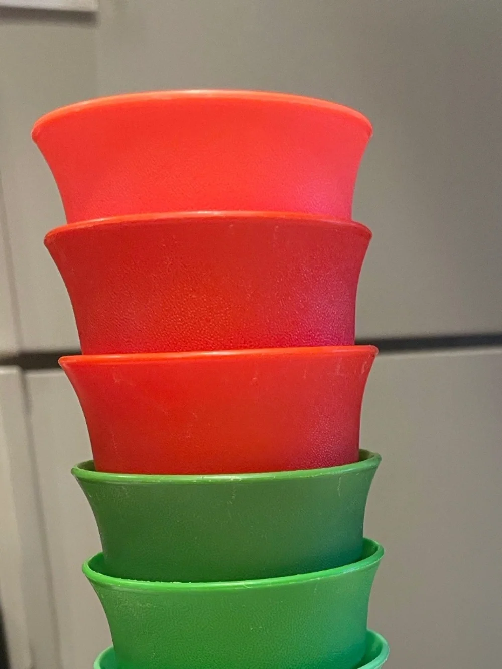 Tupperware multi color small drink cups set of 8 NWOT